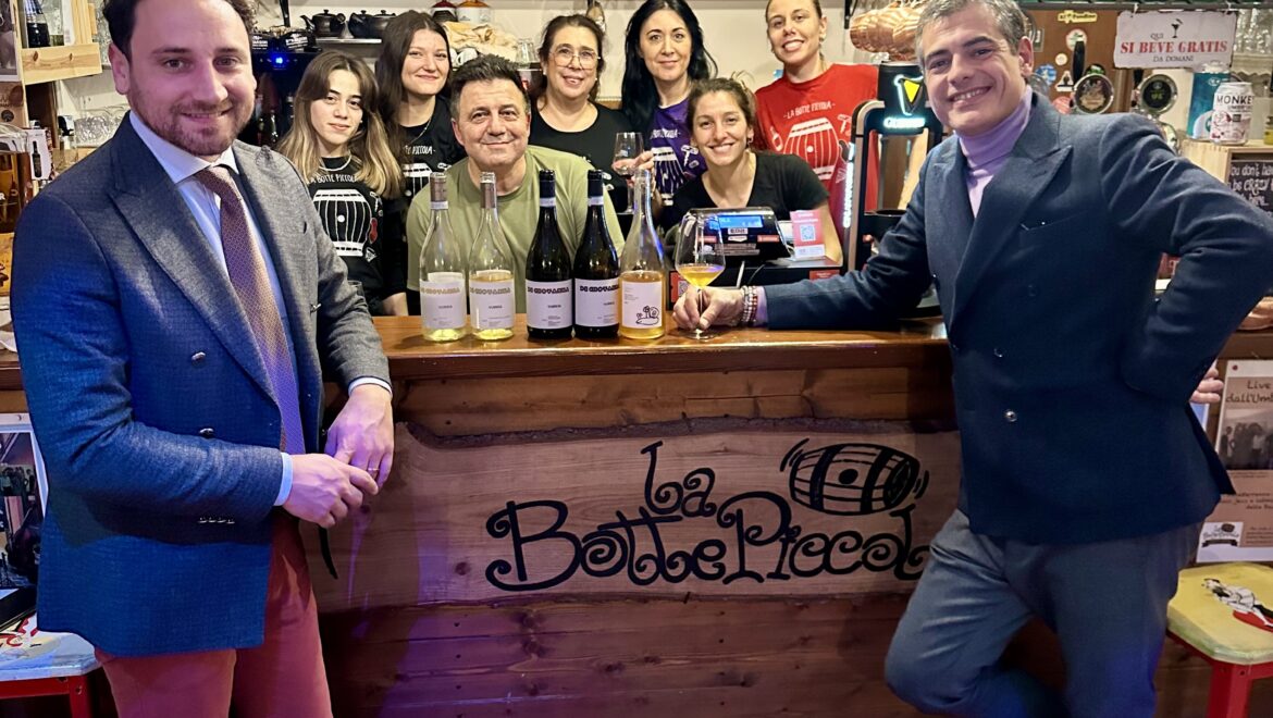 🌟Serata indimenticabile alla Botte Piccola a Sigillo con i Vini Di Giovanna 🍷